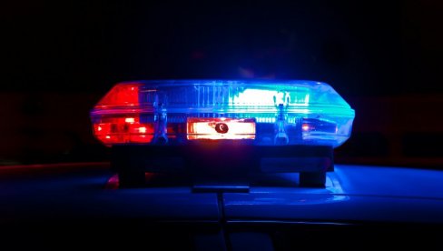 КРВАВИ БОЖИЋ У БЕОГРАДУ: Младић (16) пуцао у бабу и деду, па покушао самоубиство