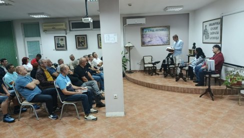 СПОМЕНИЦА О 1100 ЈУНАКА ИЗ ДРУГОГ СВЕТСКОГ РАТА СТИЖЕ ПРЕД ШАПЧАНЕ -УЗДАРЈА ВЕЧНОГ СЈАЈА