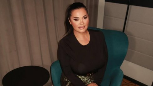 BOŽE MOJ: Jana Todorović pesmu posvetila preminulom sestriću Branislavu (FOTO)