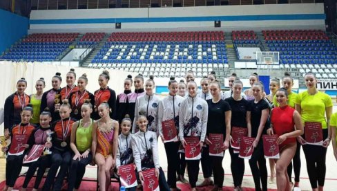 GIMNASTIČKO APSOLUTNO PRVENSTVO SRBIJE: GKP Paraćin treće i četvrto mesto (FOTO)