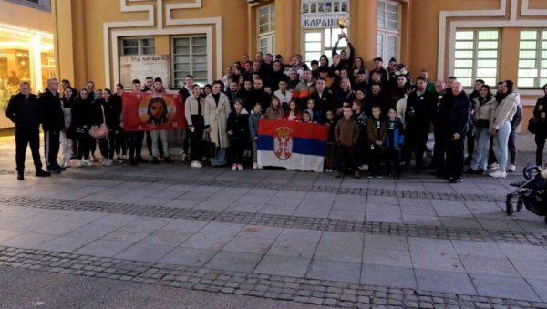 ДОЧЕК ЗА ЕВРОПСКОГ ШАМПИОНА У ЛОЗНИЦИ: Славље за Растка Симића