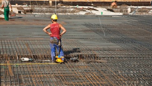 OPASNA GODINA ZA RADNIKE U NEMAČKOJ: Za sledeću godinu planirana masovna otpuštanja - prognozira se dramatična situacija