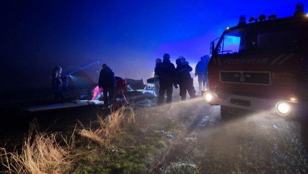 ПРВЕ СЛИКЕ СА МЕСТА ПАДА АВИОНА! Има мртвих код Суботице (ФОТО)