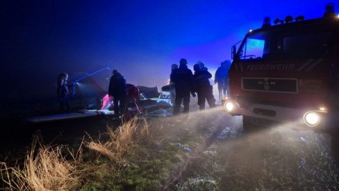 ПРВЕ СЛИКЕ СА МЕСТА ПАДА АВИОНА! Има мртвих код Суботице (ФОТО)