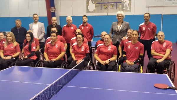 ПО ОДЛИЧЈА У ПОДМЛАЂЕНОМ САСТАВУ : Српски парастонотенисери у понедељак путују на ЕП у Шведску