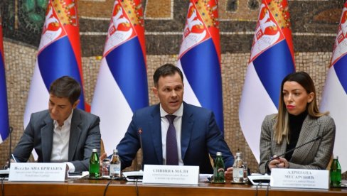 SVE NAM JE UGROŽENO ZBOG SITUACIJE SA NIS Mali: Sve smo uradili što su Rusi tražili, sada mormo da razmišljamo o sebi