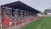 KROV NA TRIBINAMA FUDBALSKOG STADIONA U ŽITIŠTU: Ulaganje u sportske objekte direktno utiče na kvalitet i dalji razvoj sporta