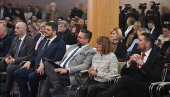 U PRIVREDNOJ KOMORI VOJVODINE U NOVOM SADU OTVOREN DVODNEVNI REGIONALNI POSLOVNI FORUM: Jačanje privrednih veza radi novih investicija i radn