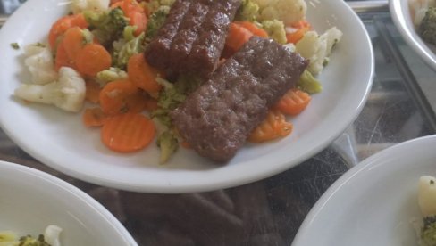 ŠTA JE NA MENIJU U STUDENTSKOJ MENZI U NOVOM SADU: Evo šta jedu studenti u tom gradu