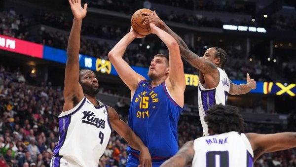 ФРКА У ДЕНВЕРУ: Повредио се Никола Јокић