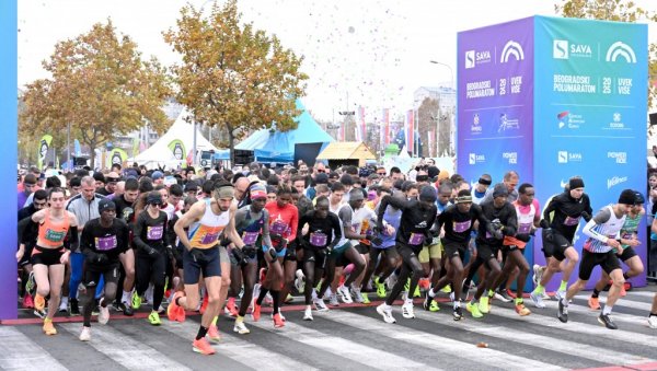 ИСТОРИЈСКА ТРКА У ПРЕСТОНИЦИ СРБИЈЕ: лзан Бибић победио на Београдском полумаратону и оборио државни рекорд