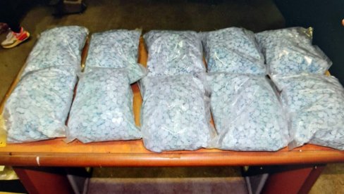 ZAPLENA NA GRANICI:  Pronađeno 50 litara amfetaminskog ulja, 3,4 kg heroina,skoro 50.000 tableta MDM...