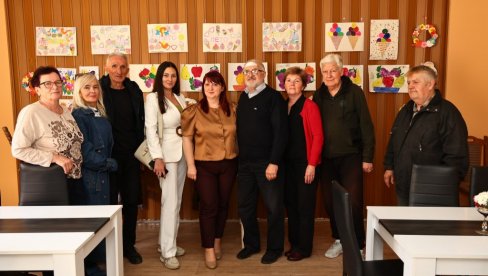 JAČANJE ZAJEDNICE: Krstovski sa penzionerima o izazovima i novim projektima (FOTO)