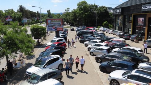 AKTIVIRANI PARKINZI U ULICIMA OKO NOVOSADSKOG SAJMA : Parkiranje za vreme 56. Međunarodnog sajma turizma