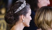 NADMAŠILA SAMU SEBE: Španska kraljica Leticija blista u glamuroznoj haljini Karoline Herere