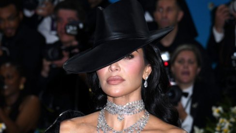 ЋЕРКА КИМ КАРДАШИЈАН ЈЕ ЊЕН НАЈВЕЋИ КРИТИЧАР: Није штедела мајку пред важан догађај