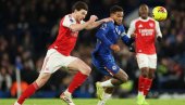 KAKAV DERBI LONDONA: Arsenalu ni igrač više nije pomogao da pobedi Čelsi