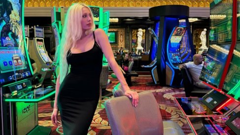 ŠAMAR REALNOSTI: Pevačica se pomirila sa bivšim mužem i otputovala u Las Vegas (FOTO)