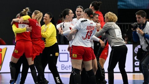 СРБИЈА ЈЕ СВЕТСКО ЧУДО! Нестваран преокрет рукометашица против Шпаније на шампионату планете! (ФОТО)
