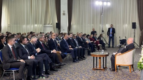 PRIVREDNICI SRBIJE I SEVERNE MAKEDONIJE: Očekujemo razmenu od dve milijarde evra i nova ulaganja