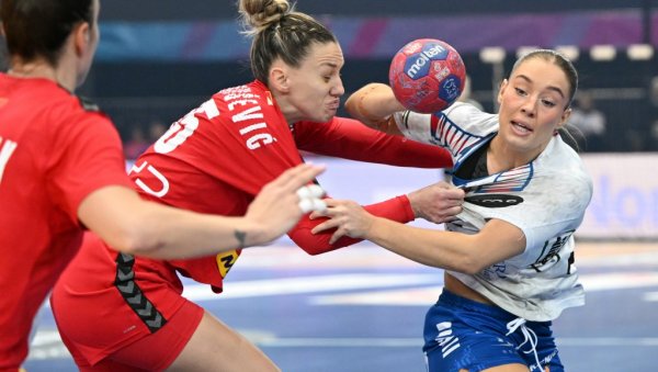 ПРЕНОС, СРБИЈА - ФАРСКА ОСТРВА: Најважнија утакмица на Светском првенству за рукометашице!