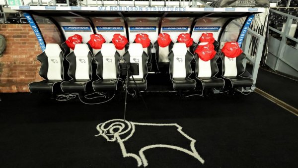 ФУДБАЛ СЕ МЕЊА ИЗ КОРЕНА! Резервни фудбалери неће седети на клупи током Мундијала?