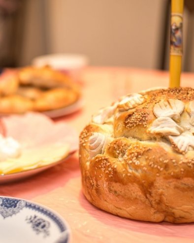 ШТА СЕ РАДИ СА СЛАВСКОМ ПОГАЧОМ КОЈА ОСТАНЕ НАКОН СЛАВЕ? Ево шта је једино исправно