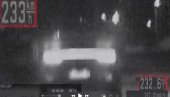 DIVLJAO PORŠEOM 233 KM/H! Presretači ga zaustavili kod Surčina – nasilnička vožnja usred noći! (VIDEO)
