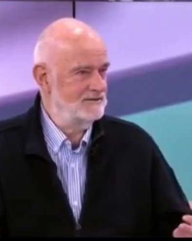 НЕВИЂЕНА СРАМОТА И НЕЗНАЊЕ БЛОКАДЕРА! Њихов идеолог Владета Јанковић не зна ког датума је Свети Сава, тврди да је 27. децембра (ВИДЕО)