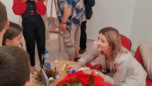 НАПУСТИЛА ГРАД И НА БАБОВИНИ ОДГАЈА ДЕЦУ: Млада Београђанка Александра одлучила да се пре 14 година врати у планинско село Власе код Врања