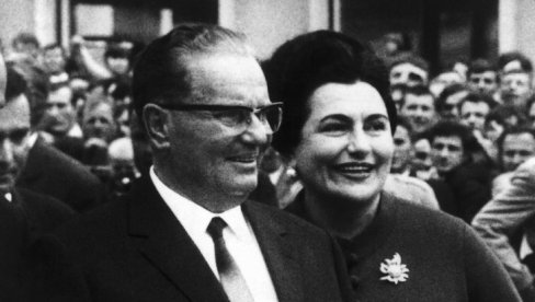 DA LI STE ZNALI? Jovanka Broz je baka naše poznate voditeljke, bila uz prvu damu do poslednjeg dana