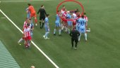 BRUKA I SRAMOTA! Šamari, pesničenje i haos na meču kadeta Crvena zvezda - Teleoptik (VIDEO)