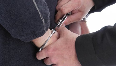 AKCIJA SRPSKE POLICIJE PROTIV KORUPCIJE: Oštetili budžet za više od 21 milion dinara tokom rekonstrukcije škole