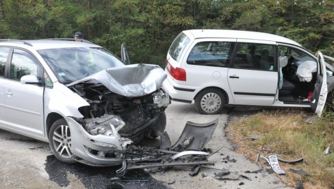 DVE OSOBE IZGUBILE ŽIVOT: U novembru na području PU Kraljevo ukupno 49 saobraćajnih udesa