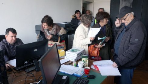 NOVOSTI SAZNAJU: Do 16 časova predato 141.911 zahteva za legalizaciju