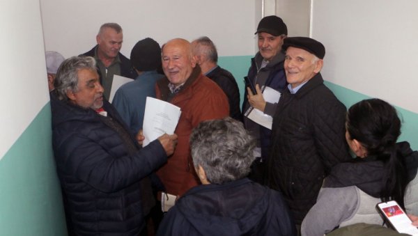 НОВОСТИ САЗНАЈУ: До 17.20 часова предато 193.015 захтева за легализацију