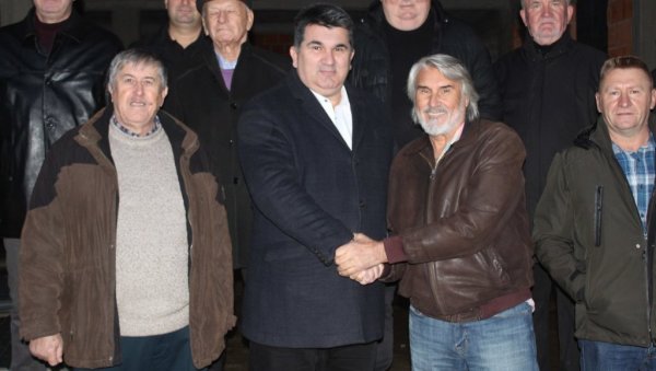 ЛОПАРЕ ПОМАЖЕ РАСЕЈАЊЕ: Сирару Мајевица добија