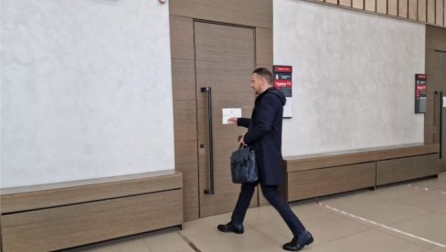 МАЈЛАТ УШАО У ПРАЗНУ СУДНИЦУ: Загоркин кандидат без подршке у Београду (ВИДЕО)