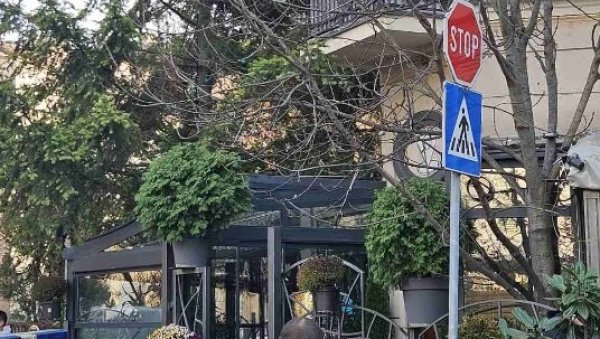 ЕВО ШТА ЈЕ ПРЕТХОДИЛО ПУЦЊАВИ НА ВРАЧАРУ: Познато стање рањеног власника кафића (ФОТО)