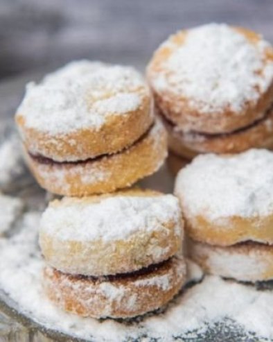 ОВО ЈЕ НАЈБОЉИ РЕЦЕПТ ЗА ПОСНЕ ВАНИЛИЦЕ: Ситни колачи који се топе у устима и враћају у детињство