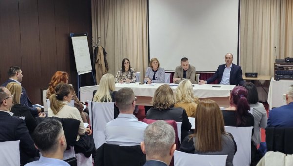 ГЛАС КОЈИ СЕ ЧУЈЕ: Угљевик угостио 54 директора домова здравља