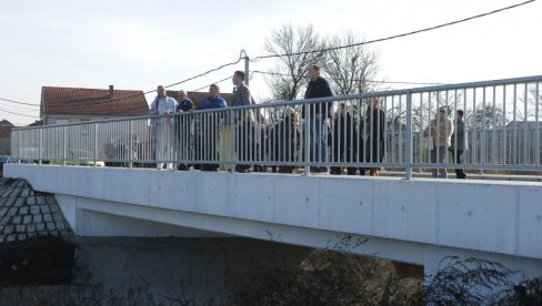 NOVI MOST ČEKALI 20 GODINA: Obnova infrastrukture u kraljevačkom prigradskom naselju Kovači
