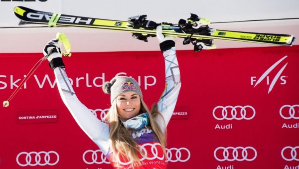 ИСТОРИЈА ЈЕ ИСПИСАНА: Легендарна Линдзи Вон освојила Светски куп у петој деценији живота (ВИДЕО)