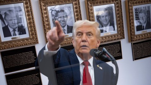 NISU LEPI Tramp u Beloj kući postavio pločice s opisima bivših predsednika: Umesto BAJDENOVE slike - ŠOK