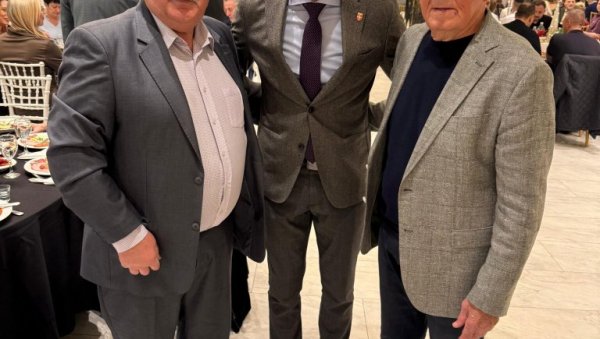 РАЧУНАМО НА НАШЕ ЉУДЕ И НАШУ ДЕЦУ: Селектор Србије Вељко Пауновић послао снажну поруку из Ниша