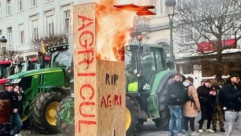 СУКОБИ СНАГА РЕДА У БРИСЕЛУ С ОГОРЧЕНИМ ПОЉОПРИВРЕДНИЦИМА: Аргентинско место ражестило европске паоре