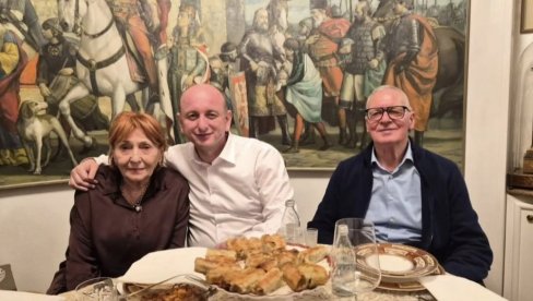 MILAN KNEŽEVIĆ IZ ZETE STIGAO KOD VUČIĆA NA SLAVU Nismo pričali o Botunu, samo o skadarskom krapu (FOTO)