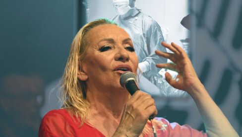 LEKARI SE BORILI DA ŽIVOT VESNE ZMIJANAC: Situacija je bila teška, pod stalnim je nadzorom