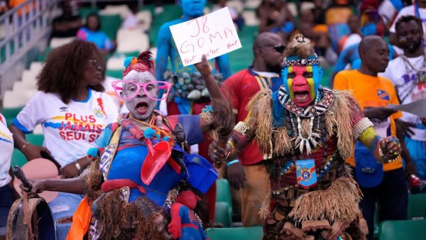 ФУДБАЛЕР СЕ УМАЛО УБИО НА КУПУ АФРИЧКИХ НАЦИЈА! Трагедија неким чудом избегнута! (ВИДЕО)