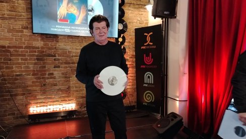 СА ЊИМ СМО РАЗВАЛИЛИ: Бајага и инструктори представили реиздање другог студијског албума Са друге стране јаскука (ФОТО)